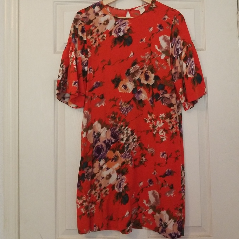 Floral shift dress